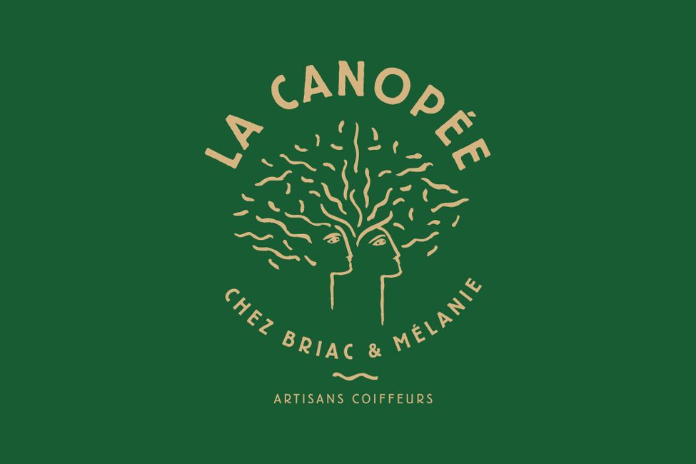 logo La Canopee sur fond vert